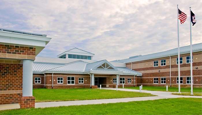2010 Henrico Co VA Holman MS1 1400x800 2