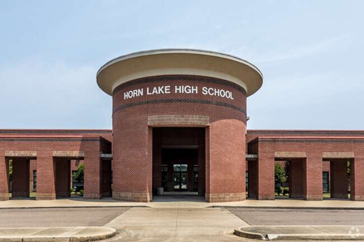 Horn Lake High Schoo