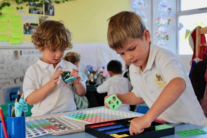 About Friendship Schooldfgtg