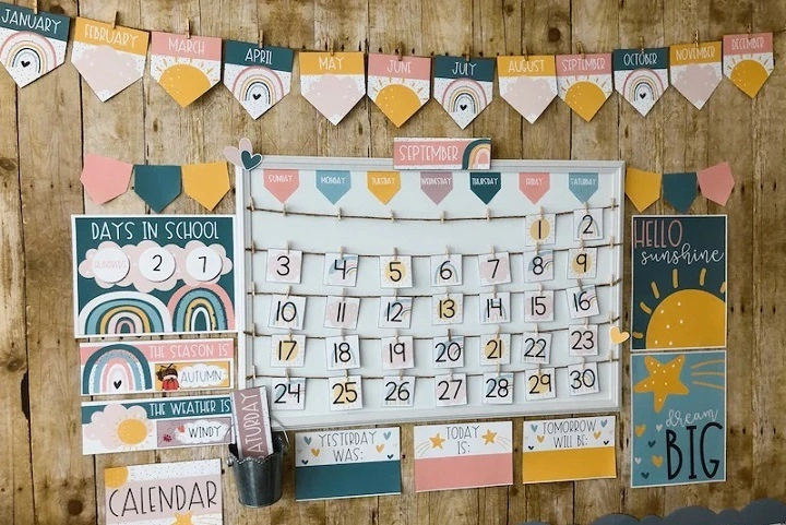 wall school calendar